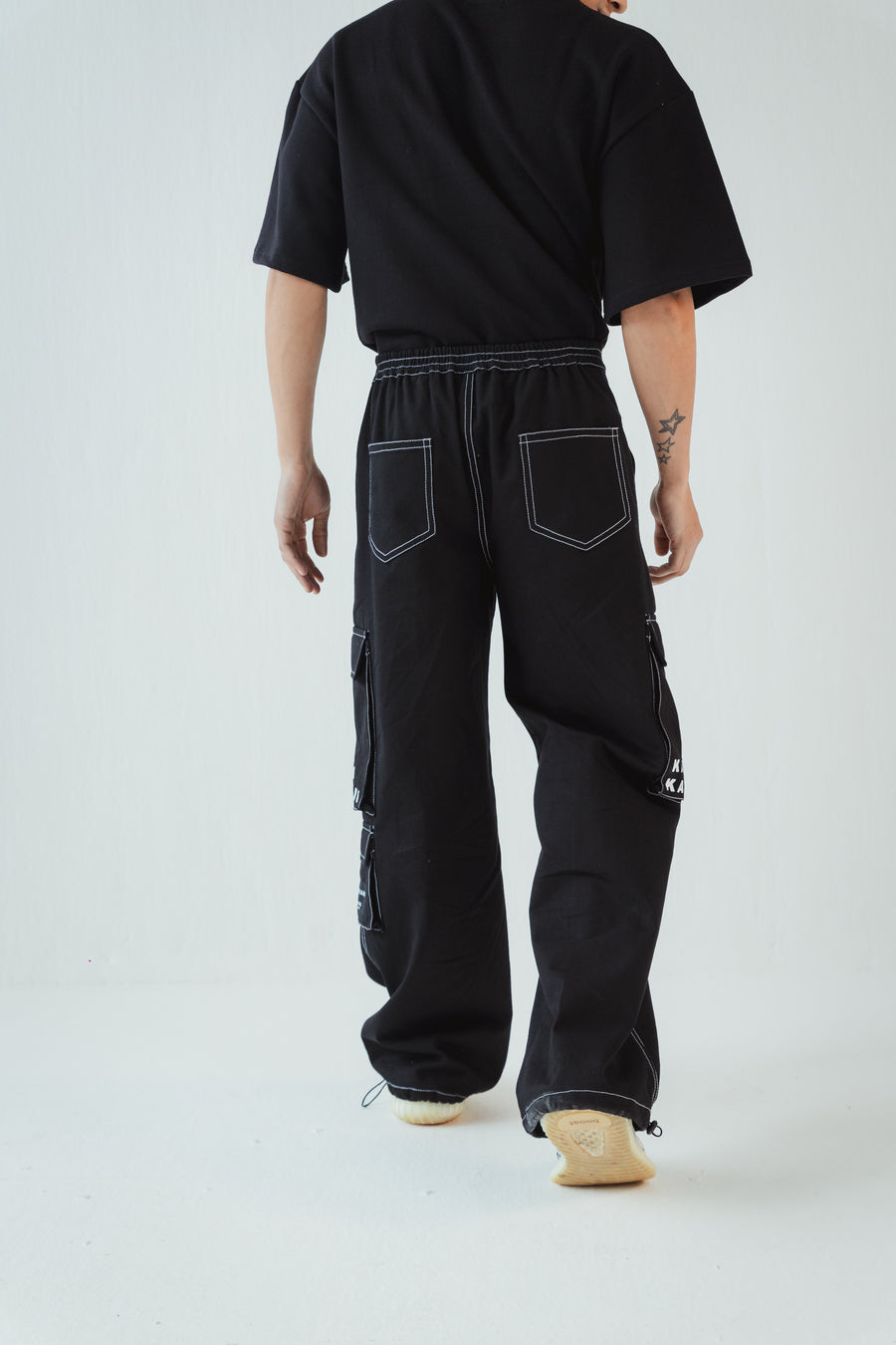 Black Contrast Stitch Carpenter Shirt and Cargo Pants Clothing Set   Fugazee  FUGAZEE